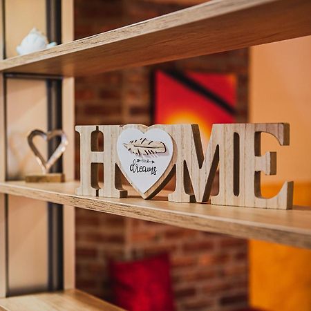 Lux Living Apartments Budic Near Terme Catez Brežice Стая снимка