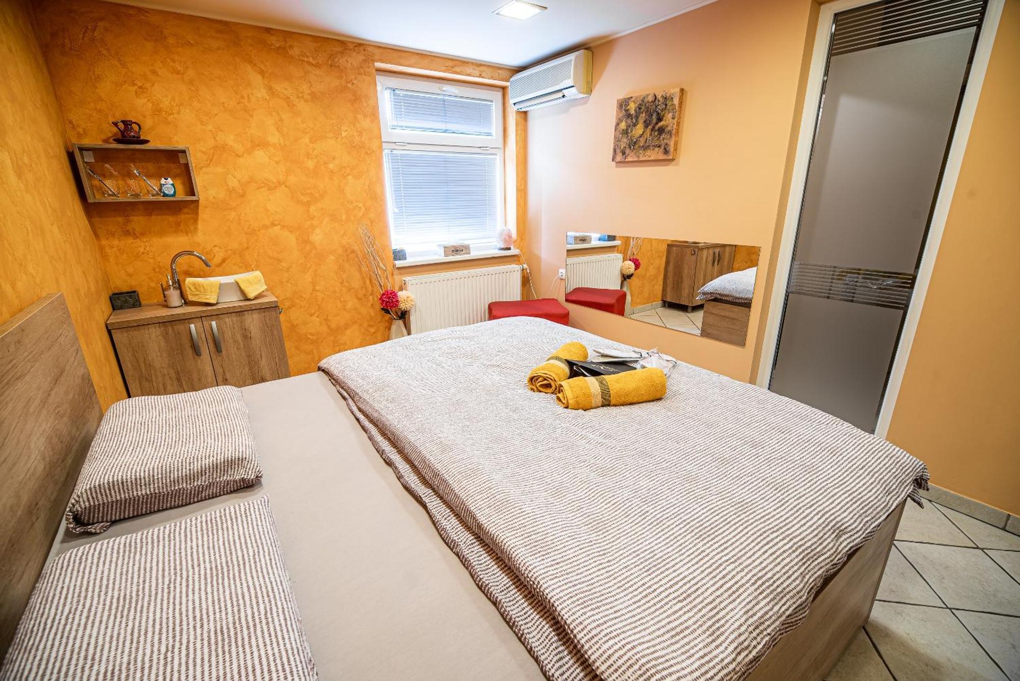 Lux Living Apartments Budic Near Terme Catez Brežice Стая снимка